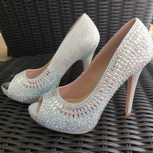 De Blossom Collection Shoes Rhinestone Silver Pumps Heel De Blossom Collection Shoes Rhinestone Silver Pumps Heel